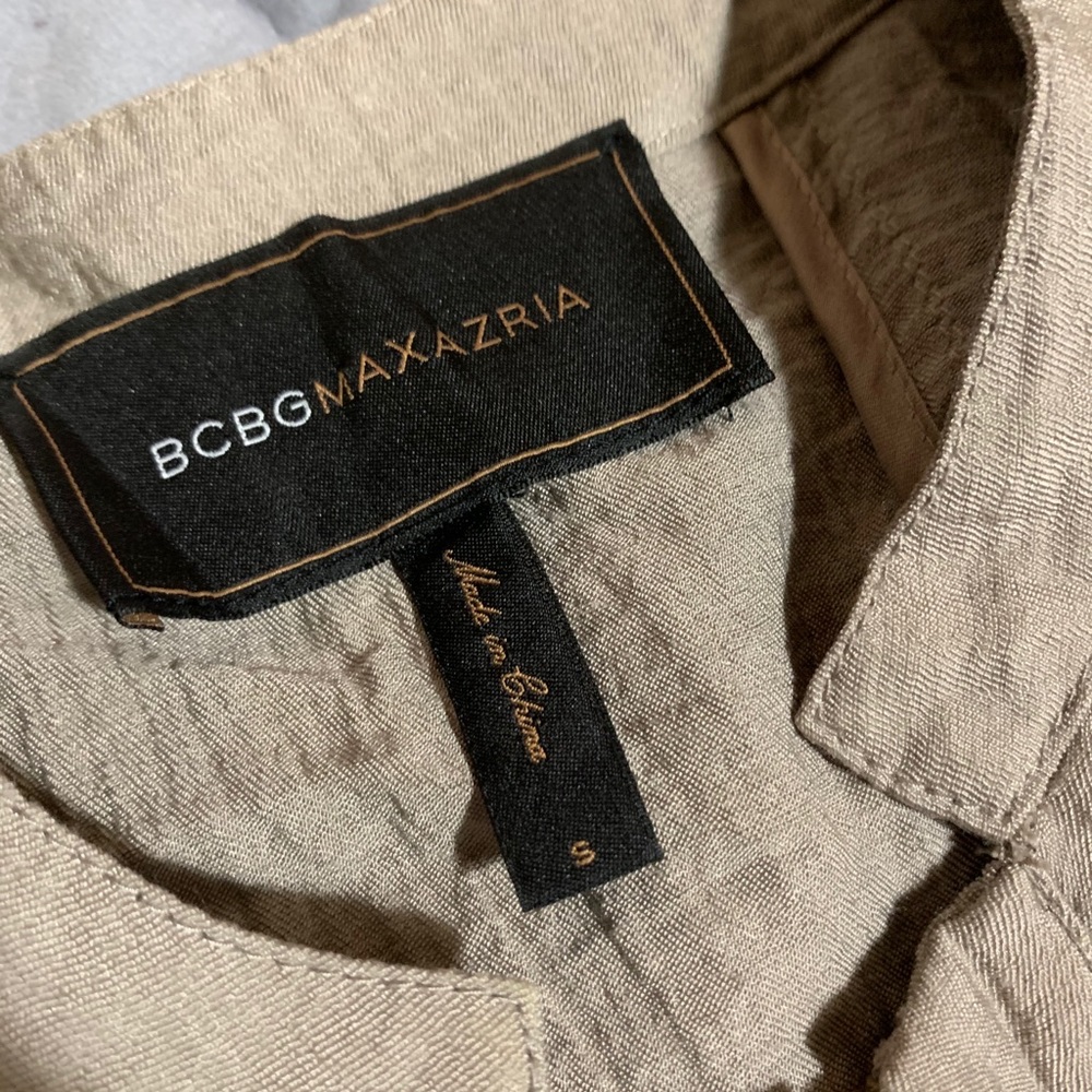 BCBG VEST - Picture 2 of 2